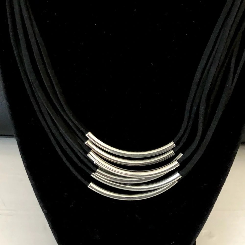 Black Layered Silver Bar Necklace - Picture 2 of 4